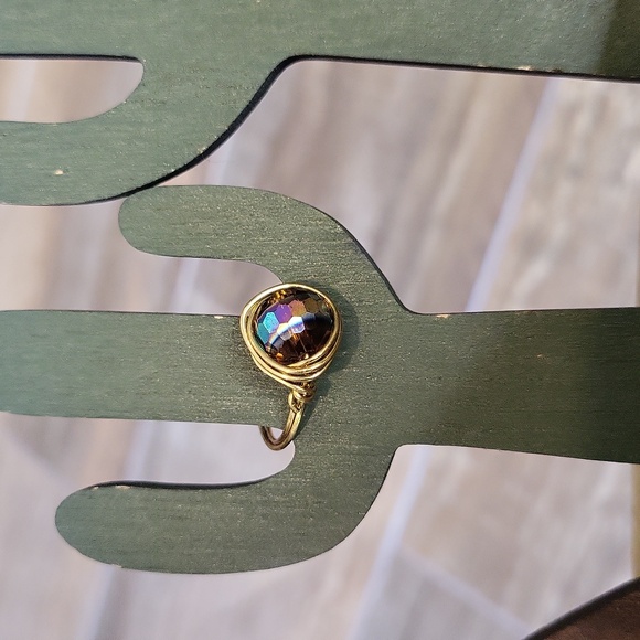Unbranded Jewelry - Gold Tone Iridescent Bead Wire Wrapped Ring, Size 7